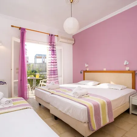 Island Annex מלון דירות 4*