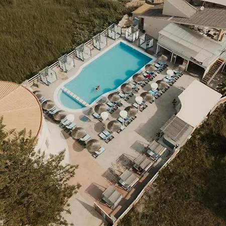 Island Annex מלון דירות