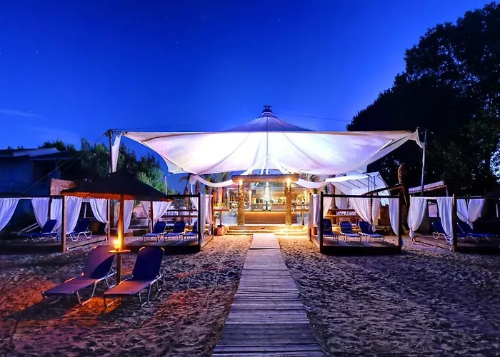 Island Annex Kávosz