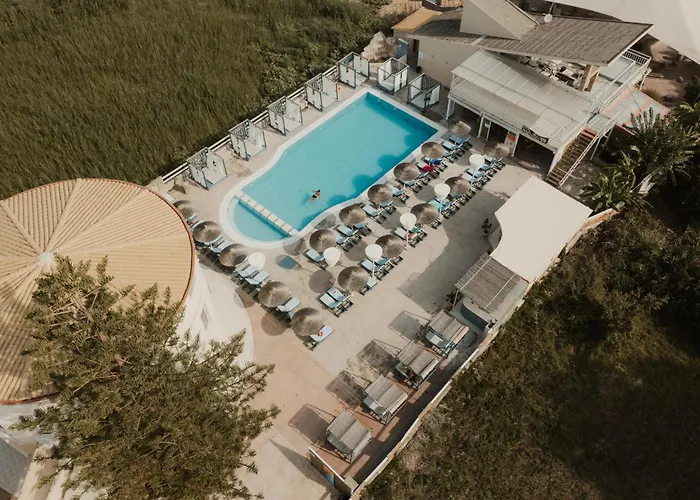 Island Annex Apartmanhotel