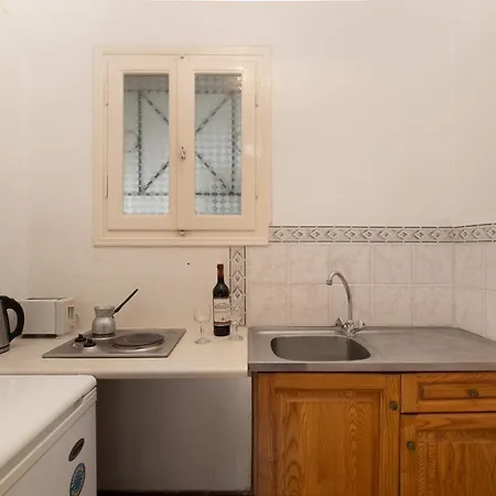 Ξενοδοχείο με διαμερίσματα Island Annex